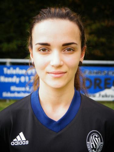 Nadine Monteiro-Faria