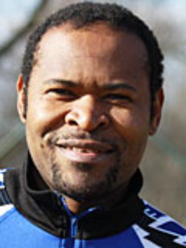 Avatar Bild für Guy Embongo