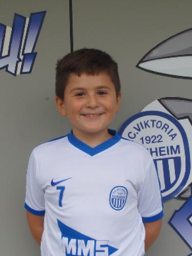 Leon Hysenaj