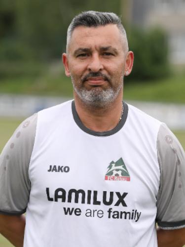 Sadik Ahmet
