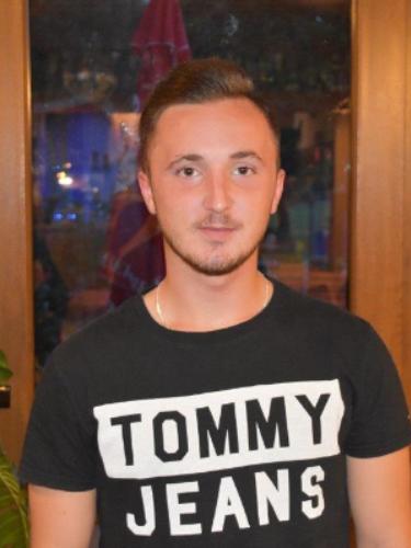 Avatar Bild für Midhat Turan