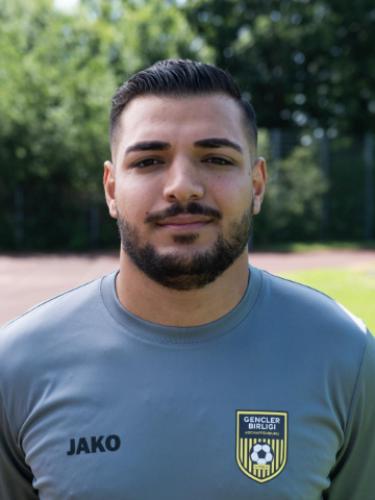 Devin Azili