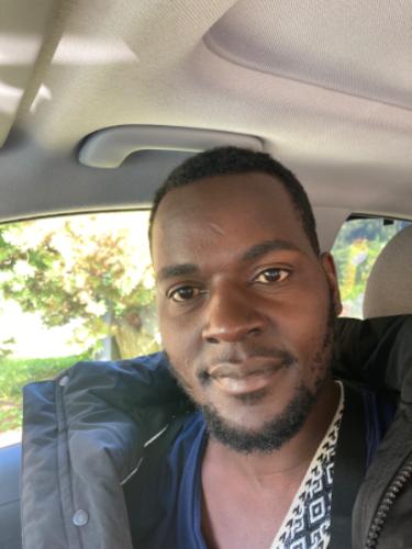 Avatar Bild für Shafik Mayengo