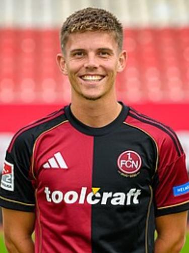 Finn Ole Becker
