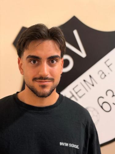 Azad Büyükyorulmaz