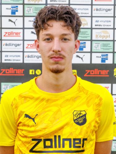 Levente Raki