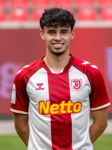 Nicolas Oliveira