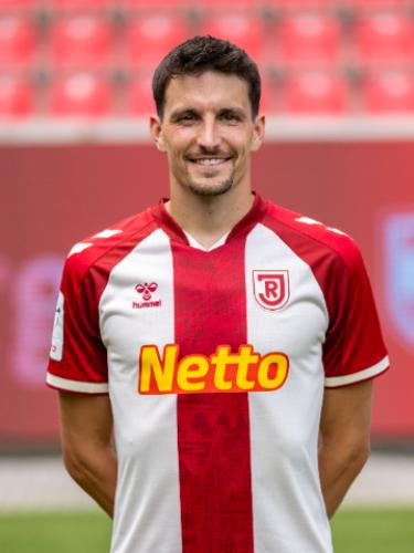 Sebastian Stolze
