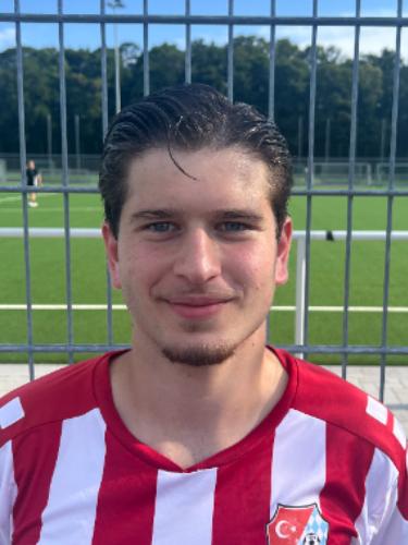 Efe Ayyildiz