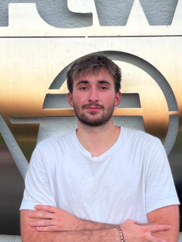 Ruslan Kux