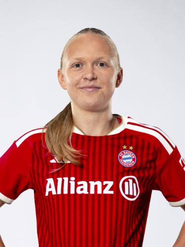 Eszter Reszler