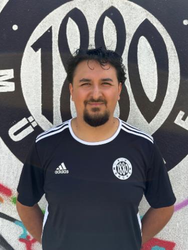 Turan Suzan