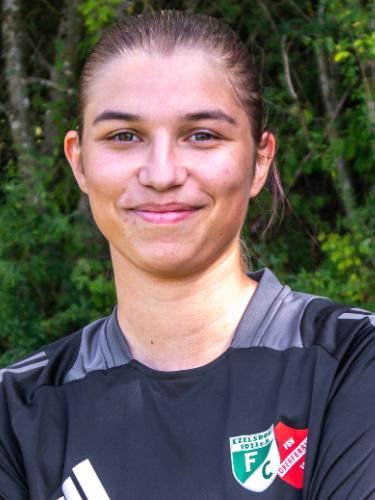 Lara Catanarslan