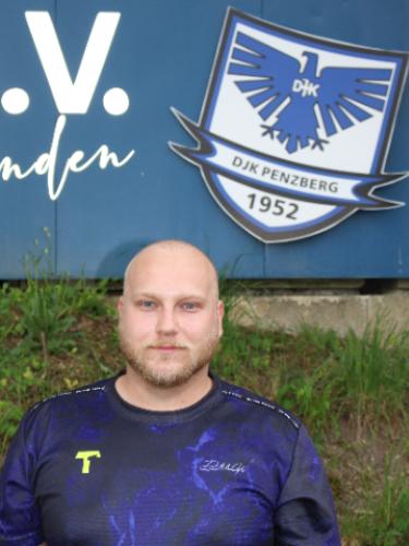 Lukas Holubek
