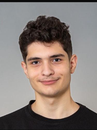 Dion Huseni